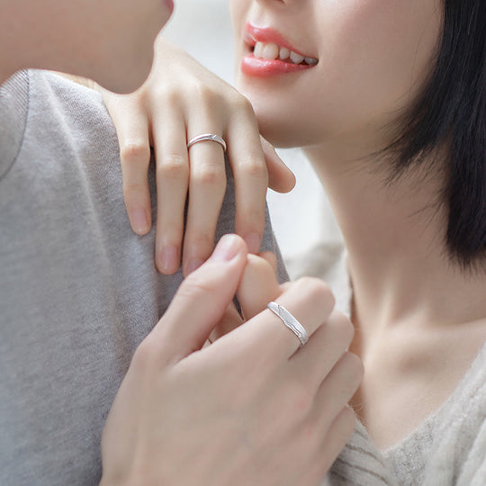 Smitech™ Aura Duo: The Lithos Pairing Ring – Textured 925 Silver Couple Bands